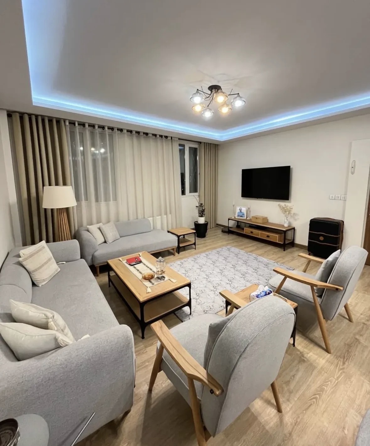 فروش آپارتمان 55 متر دولت غرق نور تک واحدی