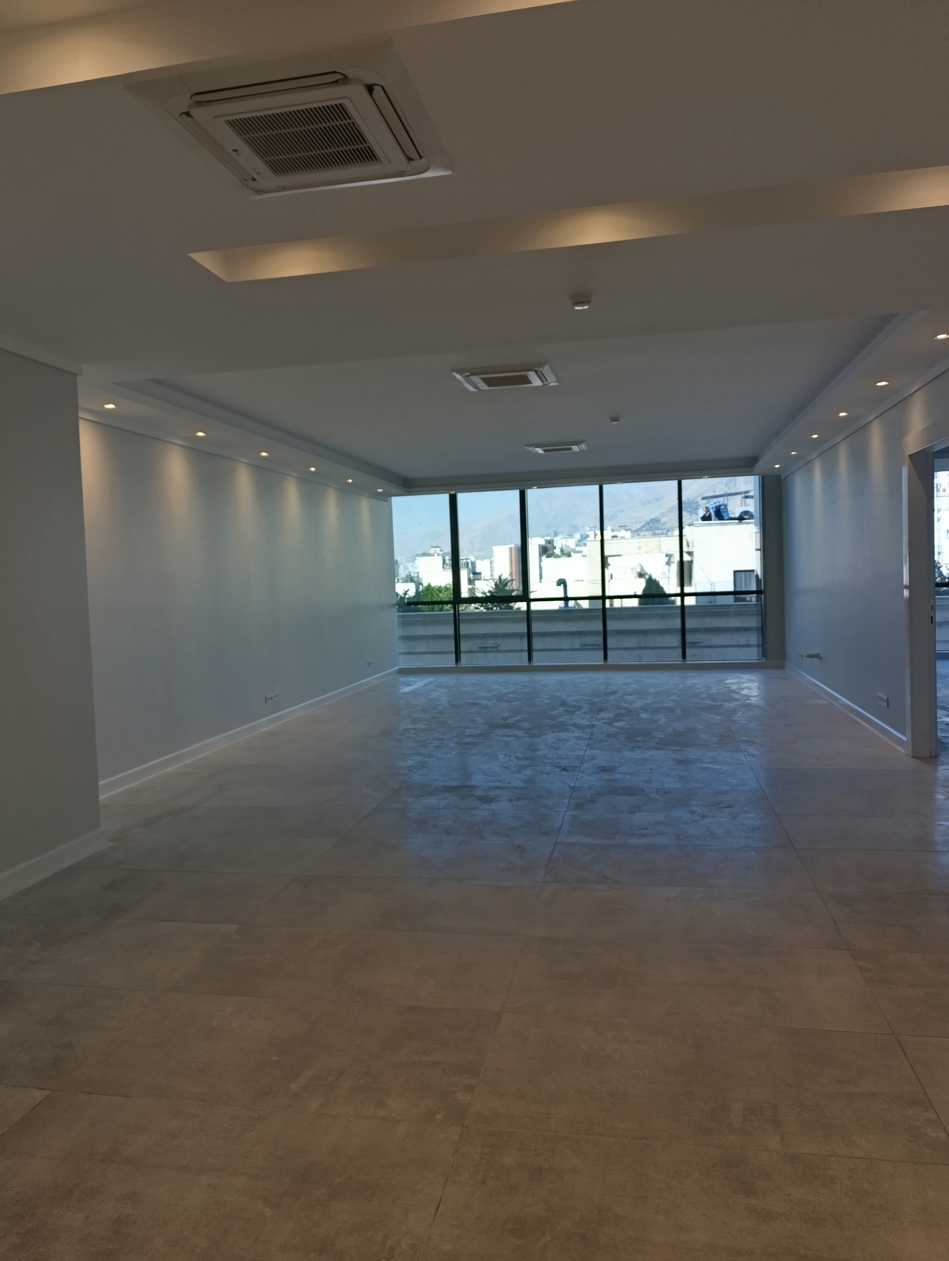 اجاره اداری 150متر فرمانیه