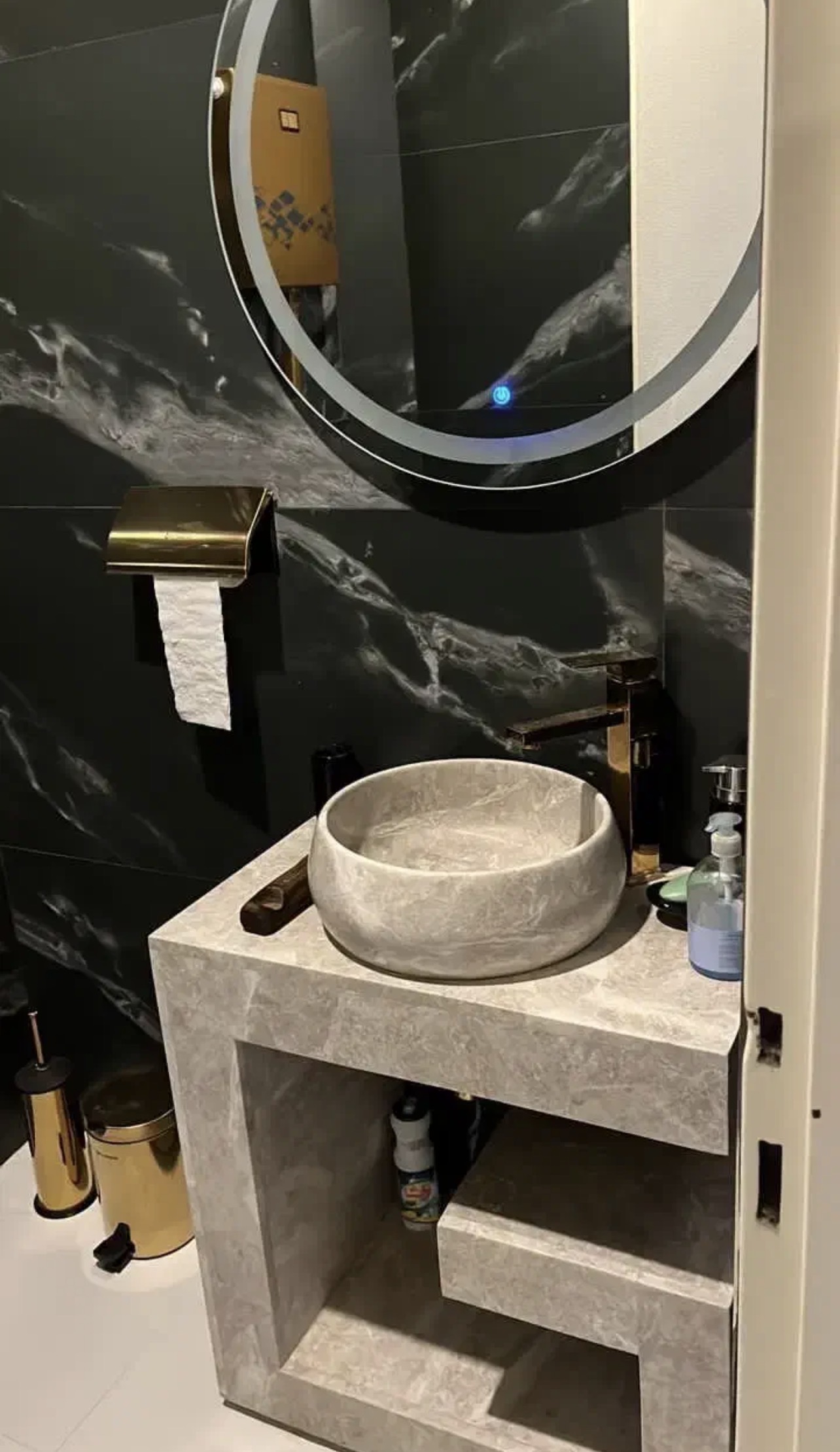 فروش آپارتمان 145 متر عطار غرق نور