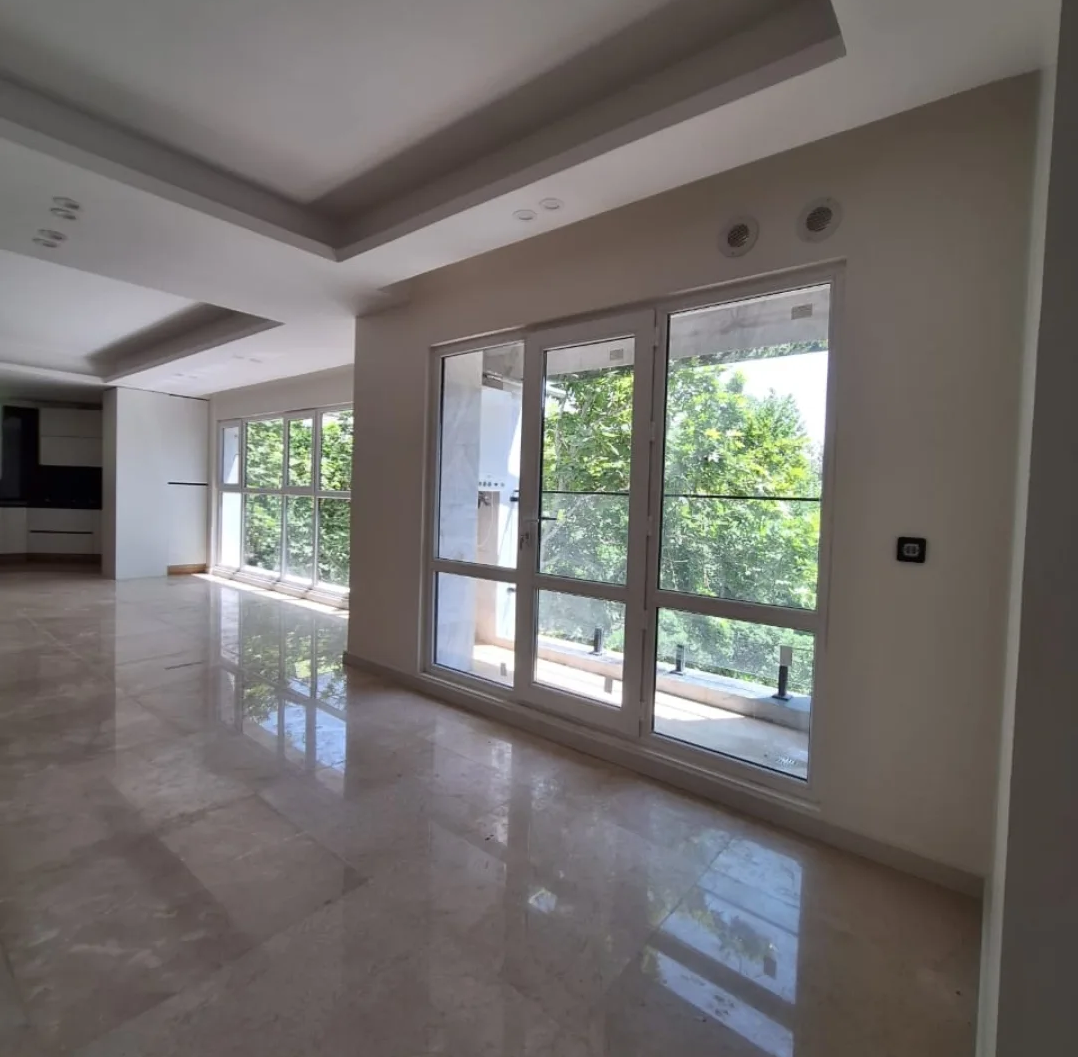 120 متر / فول مشاعات / درب دوم