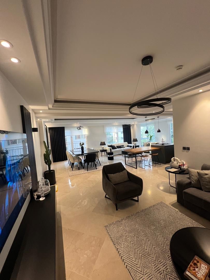 فروش آپارتمان فرمانیه شرقی 120 متر نوساز 2 پارکینگ