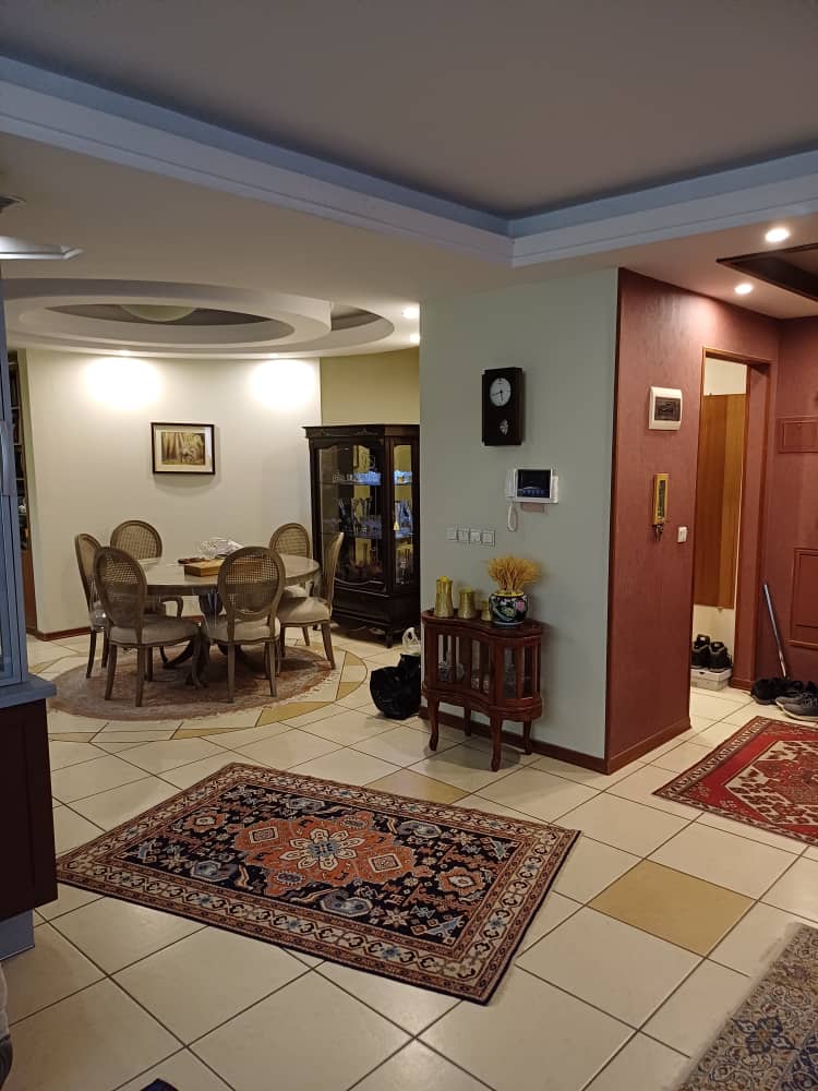 فروش آپارتمان 180متر نیاوران