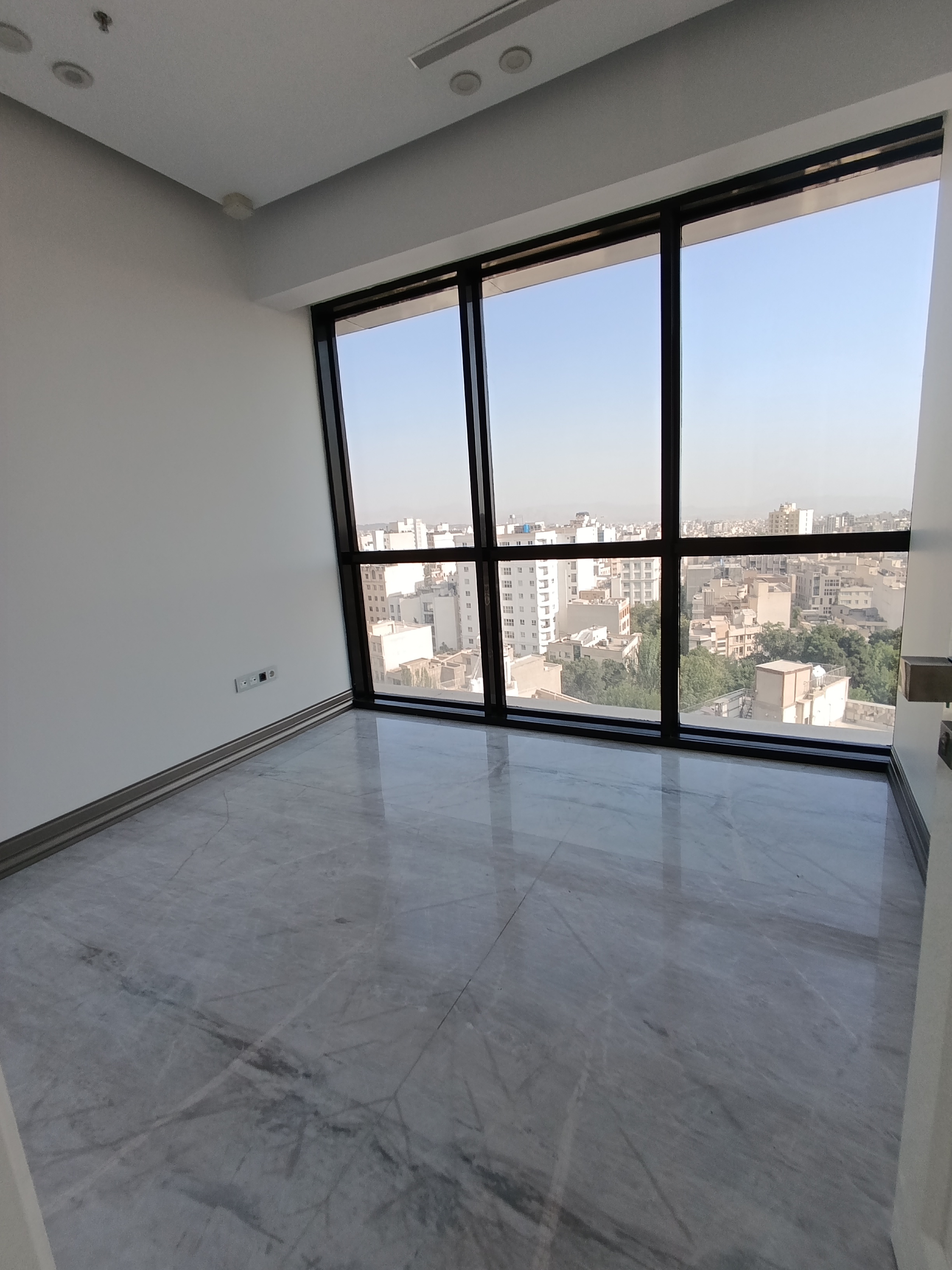 اجاره اداری 110متر فرمانیه