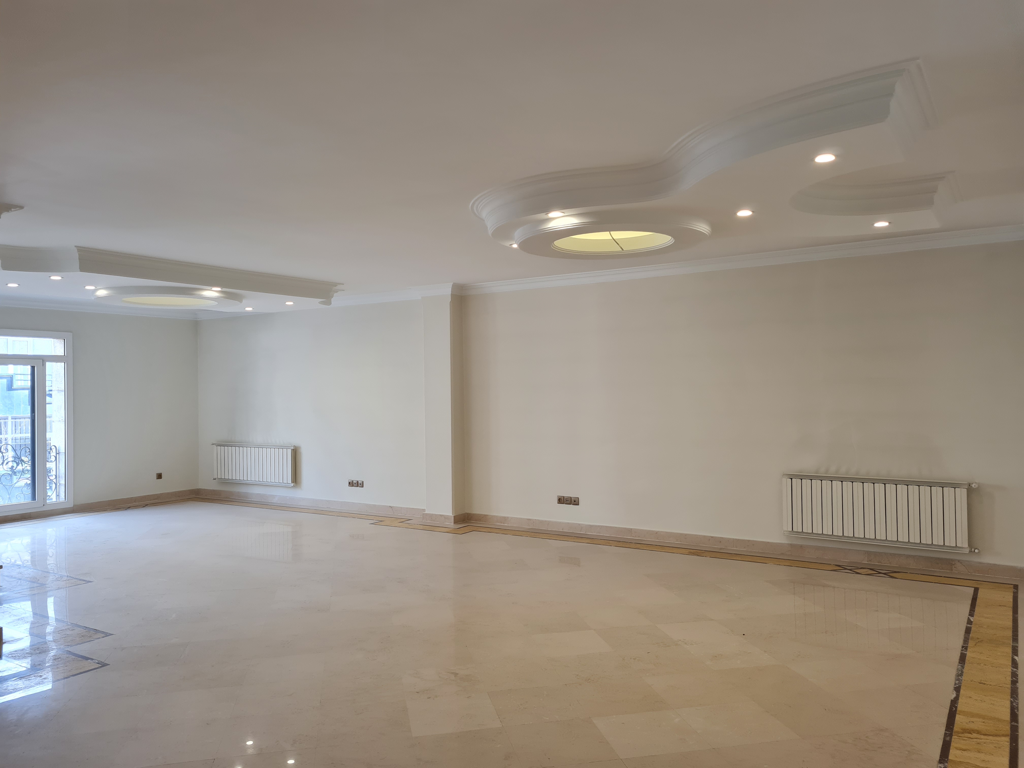 فروش آپارتمان 300 متر آجودانیه تاپ لوکیشن