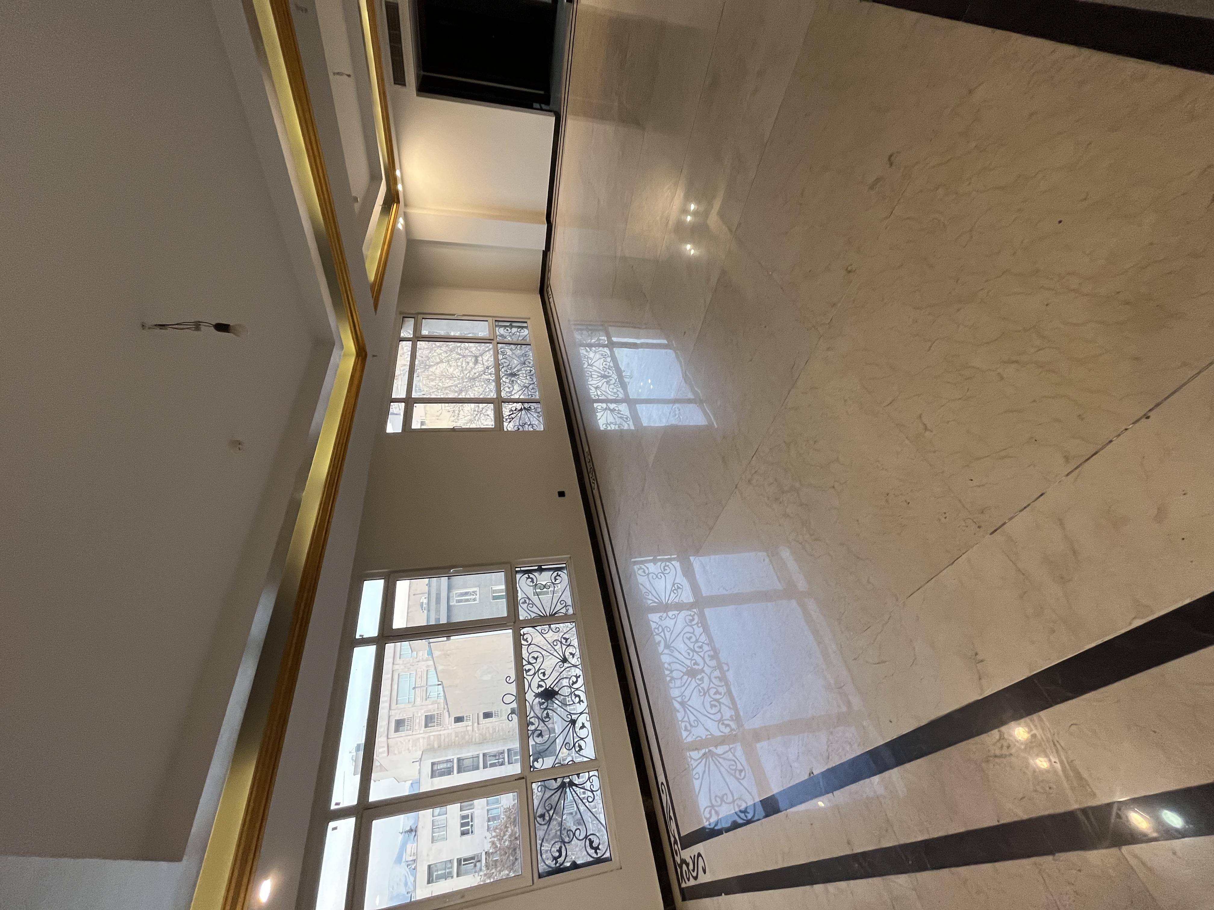 فروش آپارتمان 125 متر نوساز طبقه 4 در پاسداران