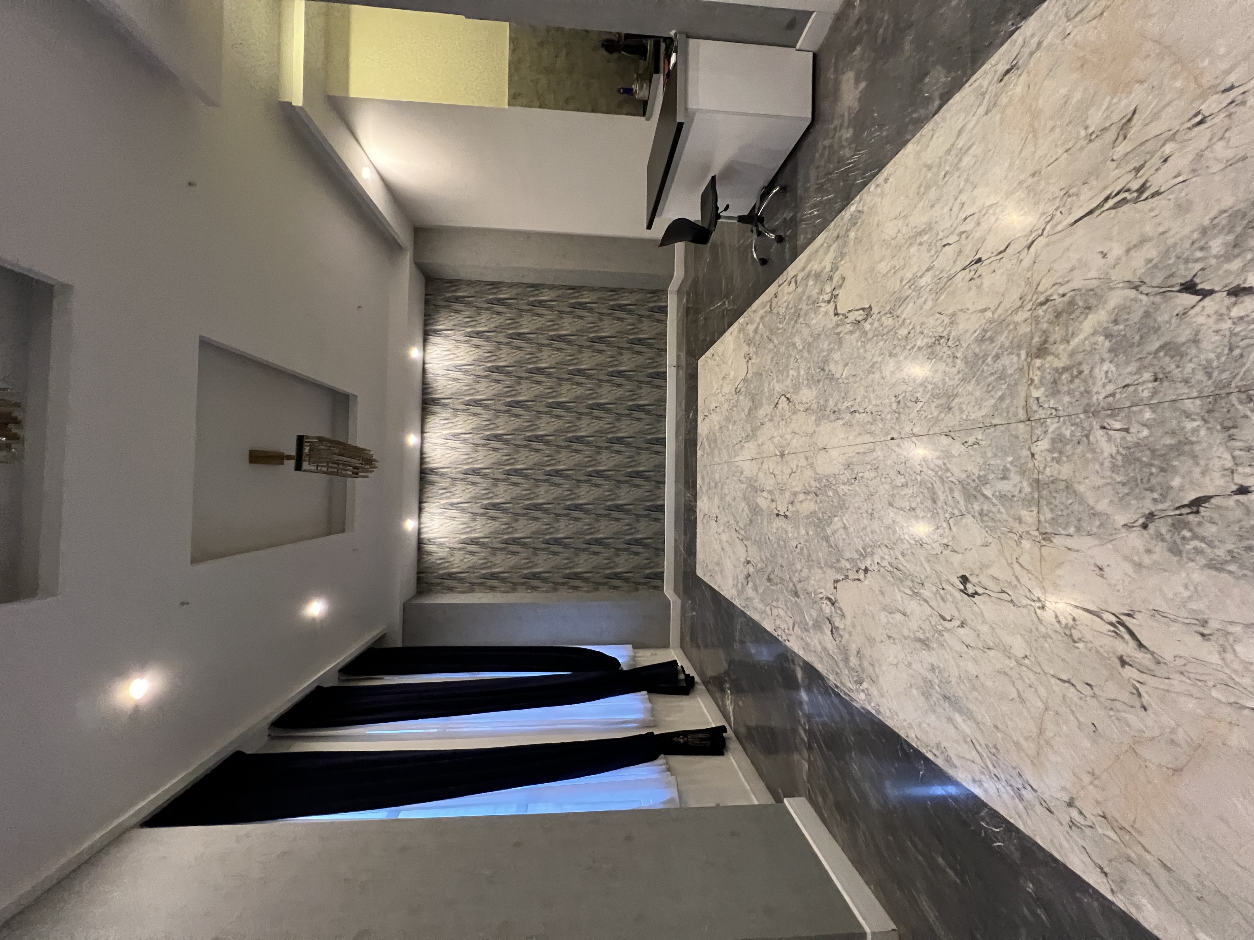 فروش اپارتمان 130 متر آپارتمان لاکچری غرق نور