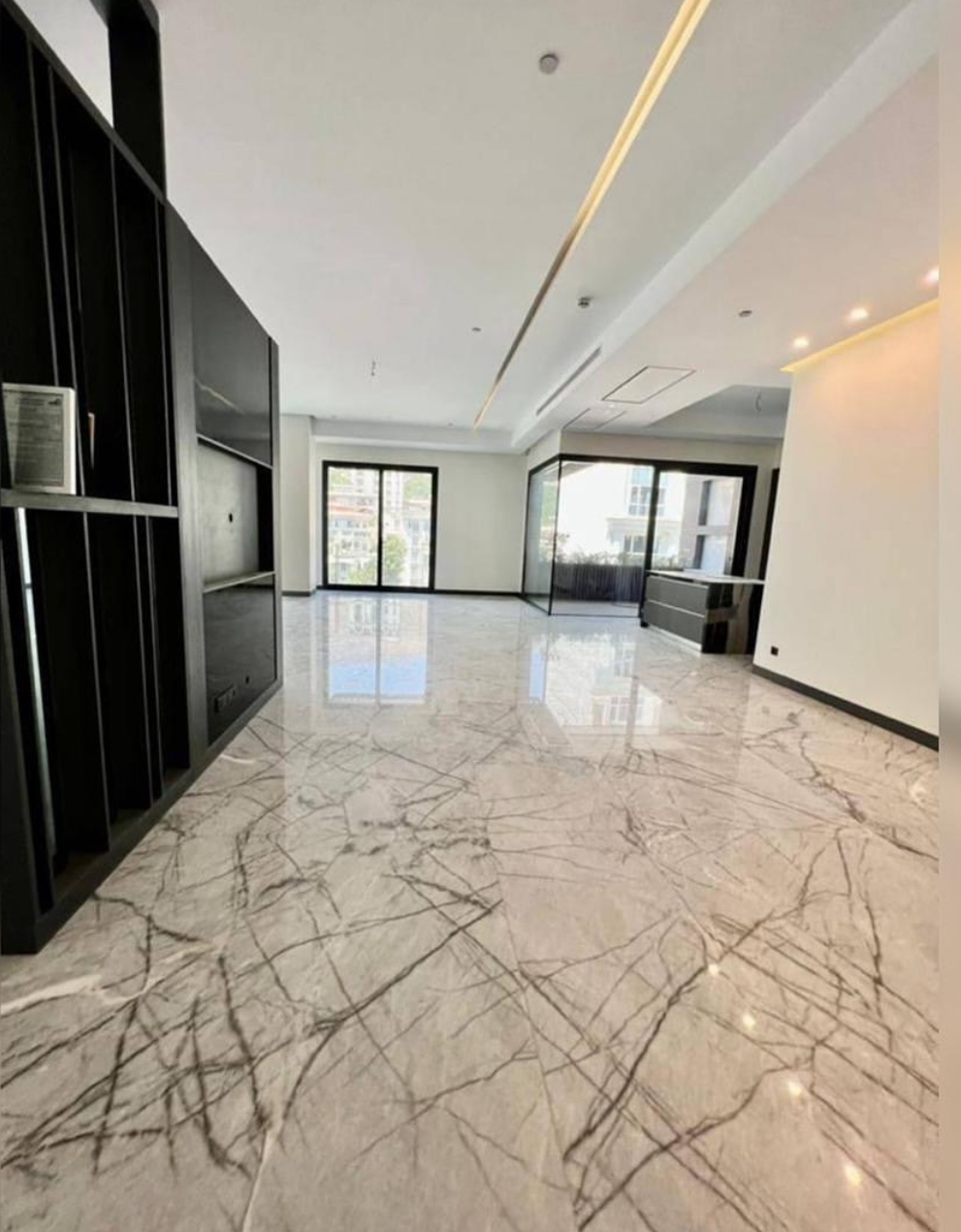 فروش آپارتمان 200 متر قیطریه سه خواب یک مستر