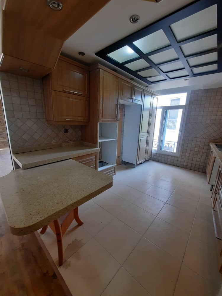 رهن کامل اپارتمان 120 متری در نیاوران