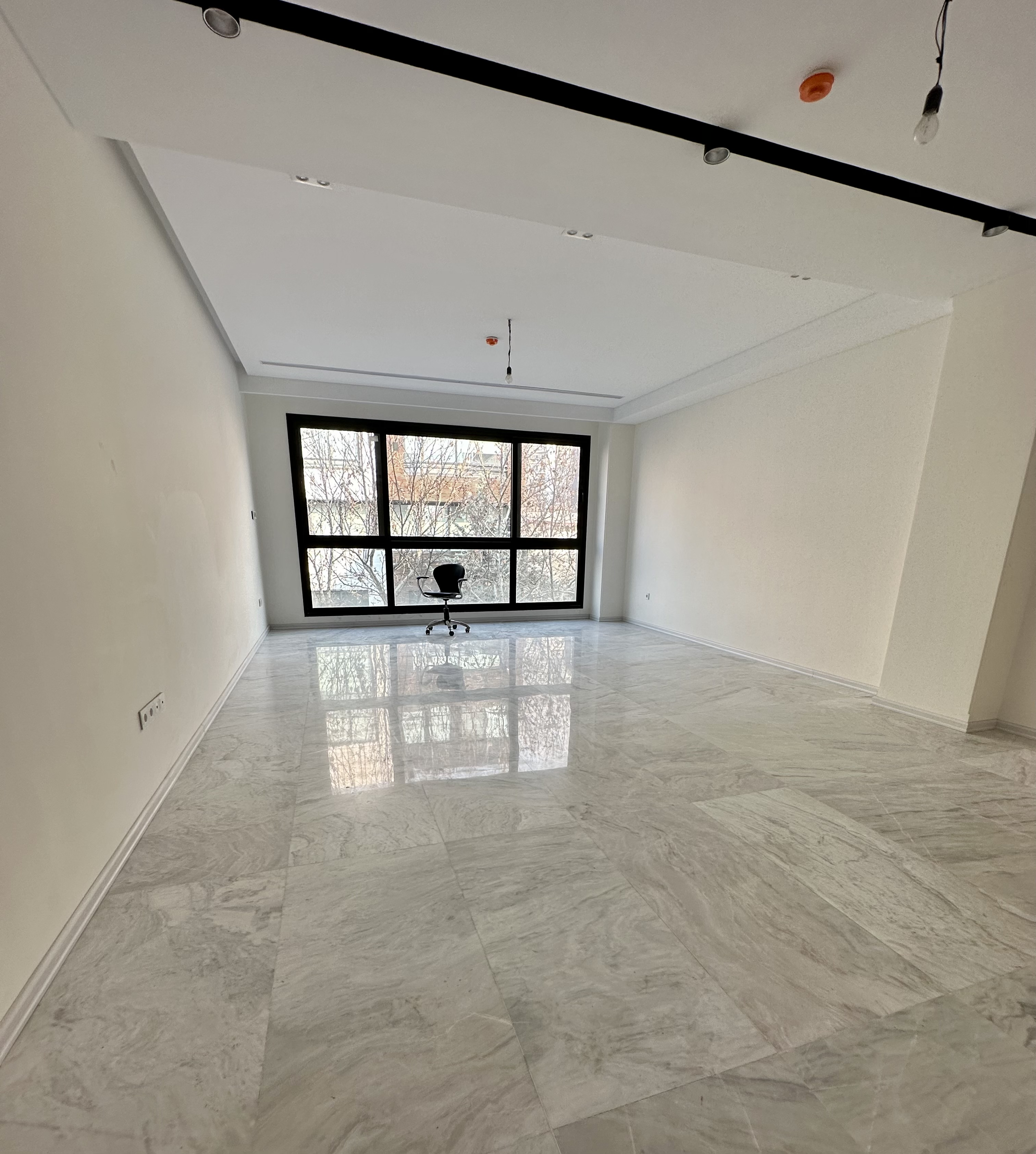 فروش آپارتمان 120متر اقدسیه فول امکانات