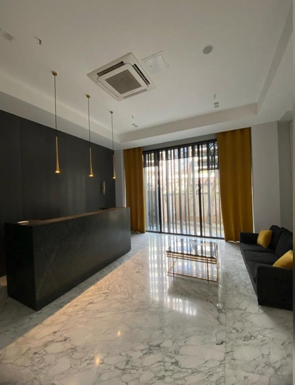 فروش آپارتمان 200 متر قیطریه سه خواب یک مستر