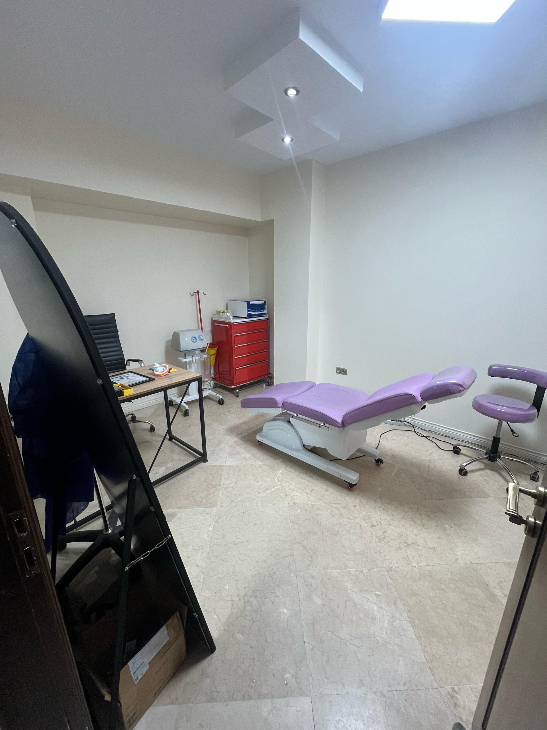 اجاره اداری 100متر اندرزگو‌