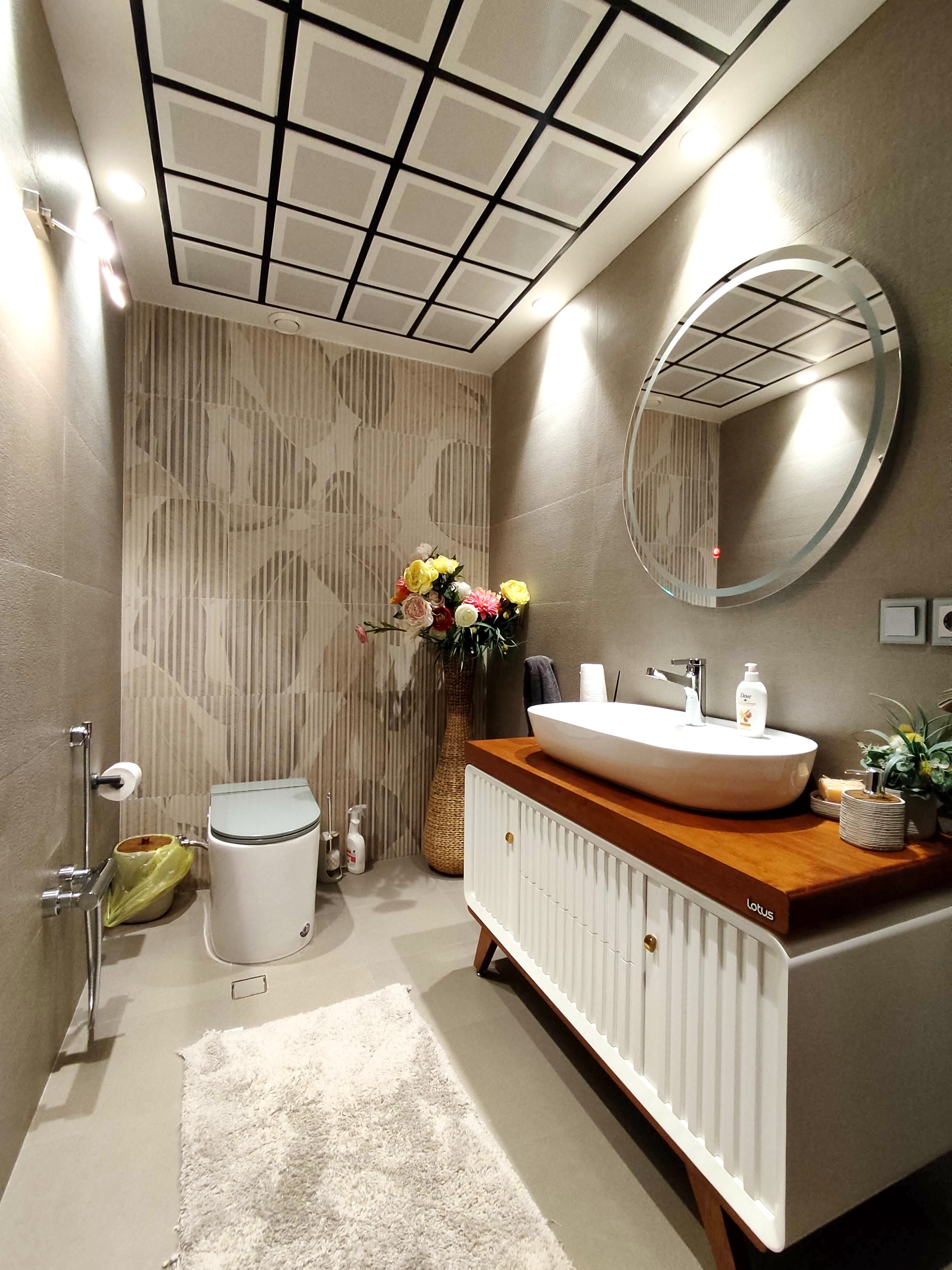 فروش آپارتمان 185 متر نیاوران 2 جهت نور