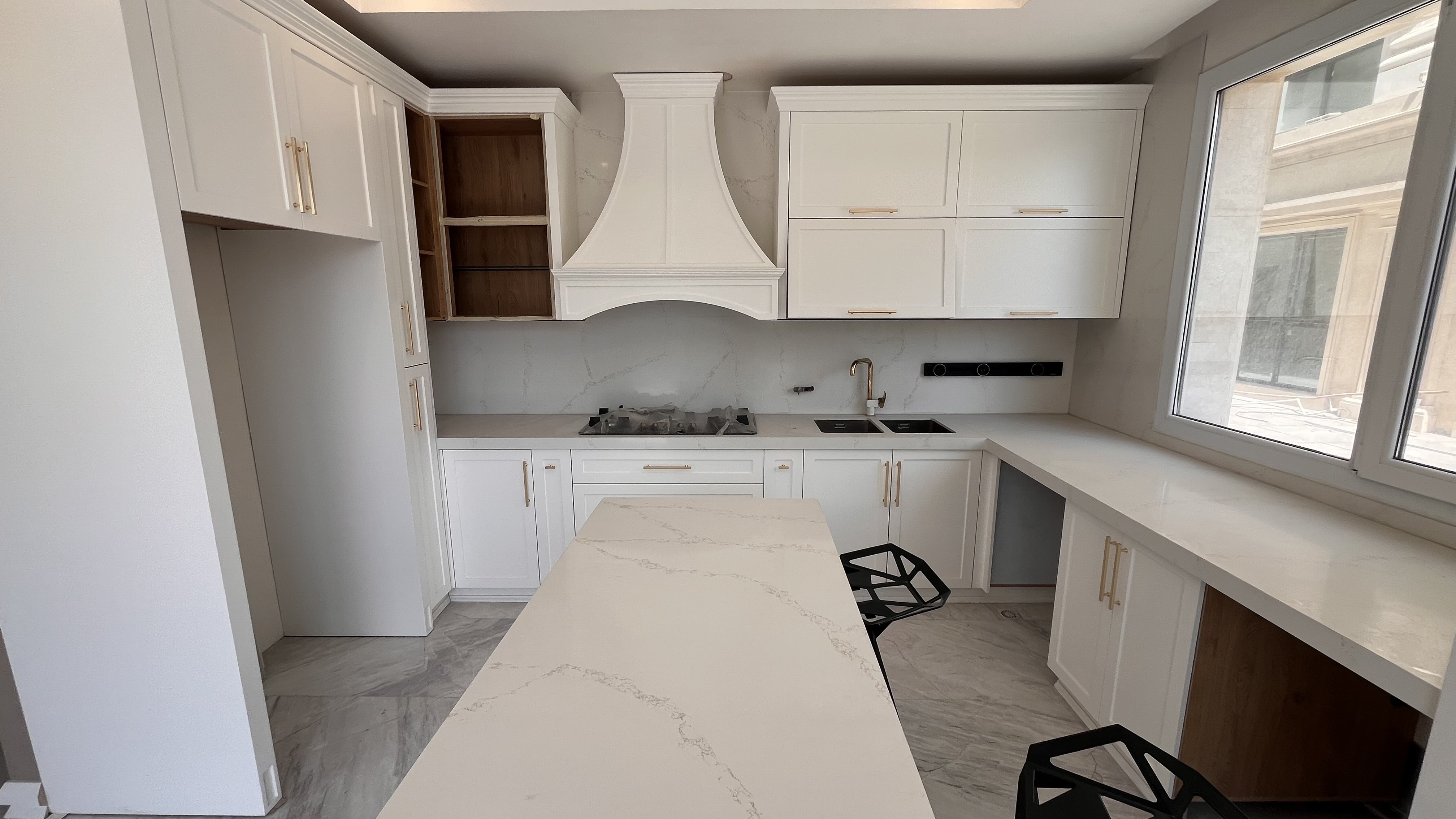 اجاره واحد آپارتمان 150متری، 3خواب،لابی هتلینگ، فول امکانات، نوساز در هروی