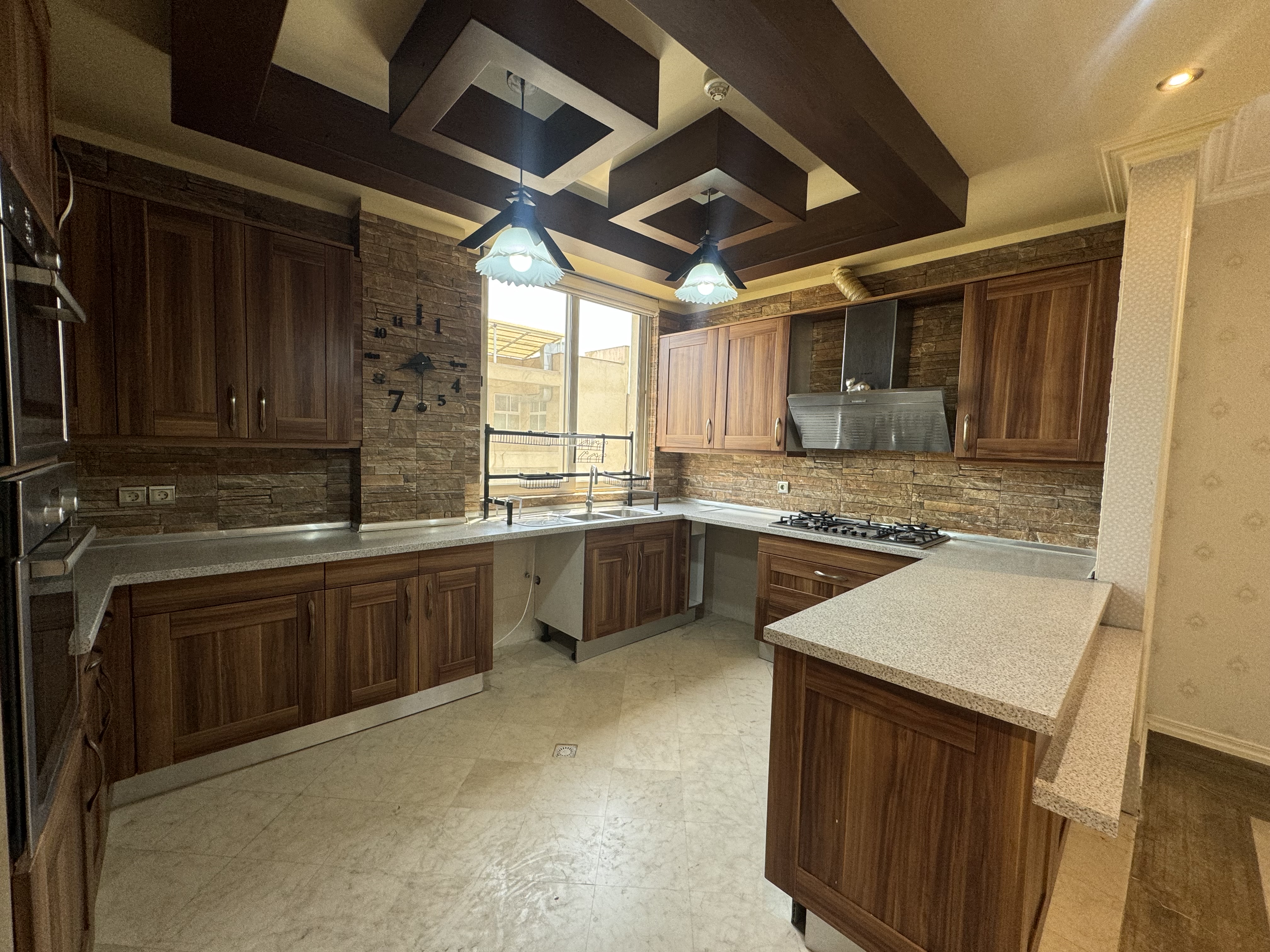 فروش آپارتمان 175متر نیاوران 3پارکینگ