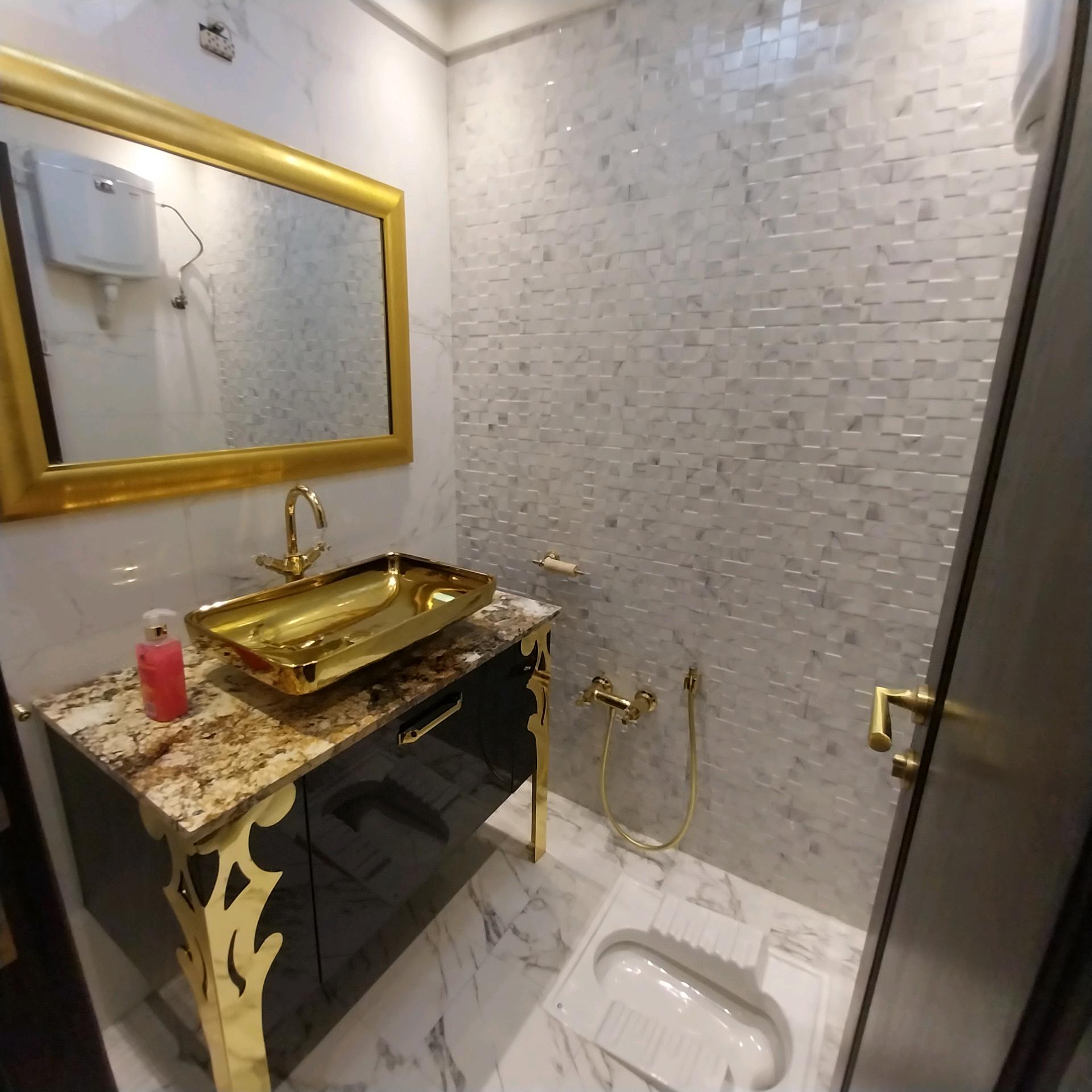 اجاره آپارتمان 230 متری عمار