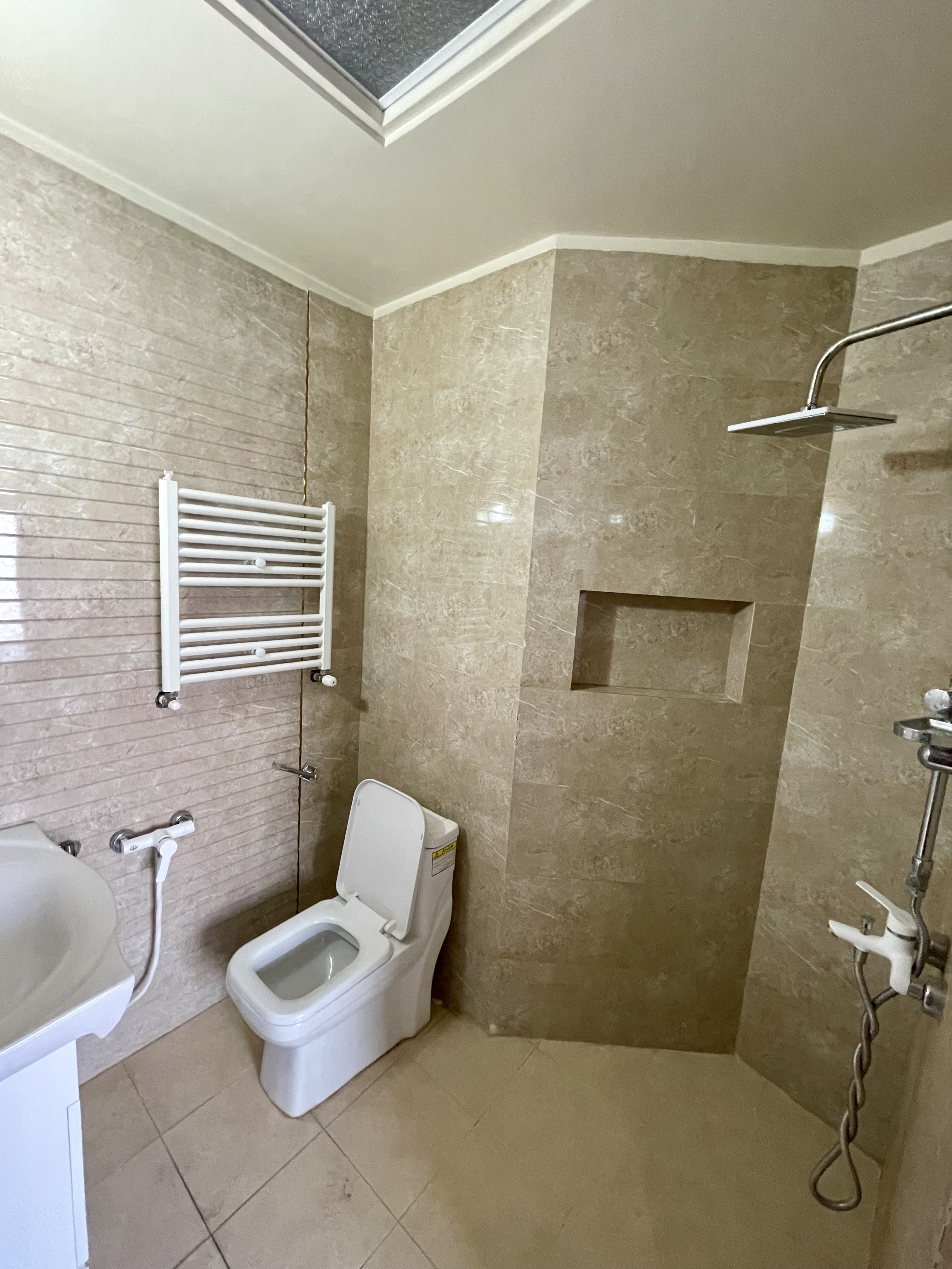 اجاره آپارتمان 165 متر نیاوران