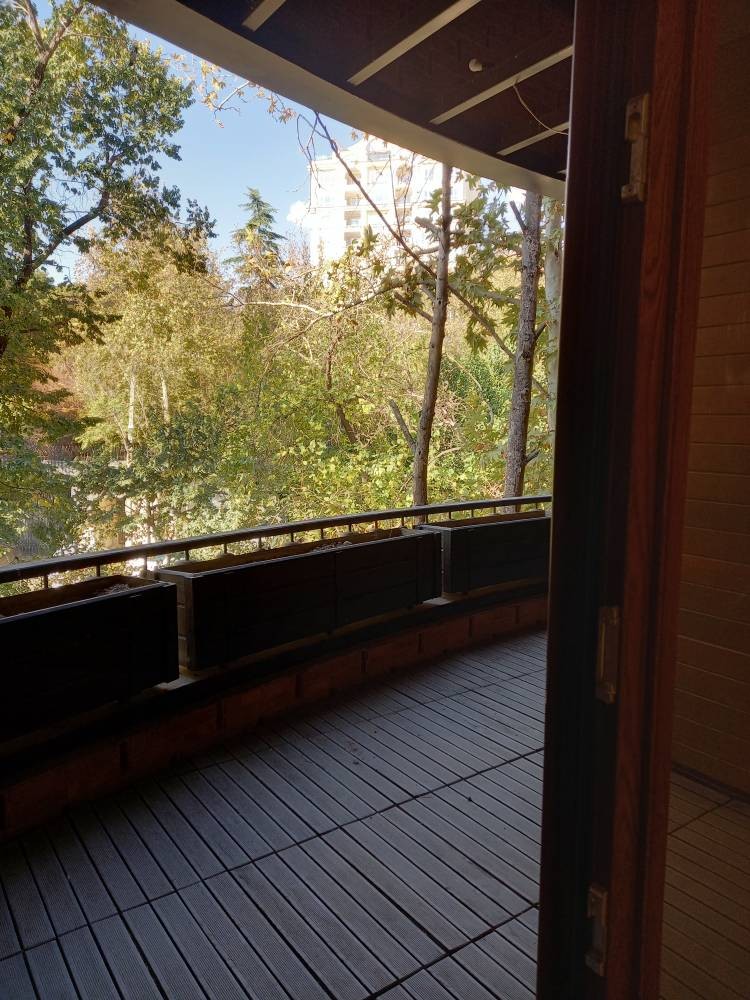 فروش آپارتمان 246 متر 3 خواب در نیاوران