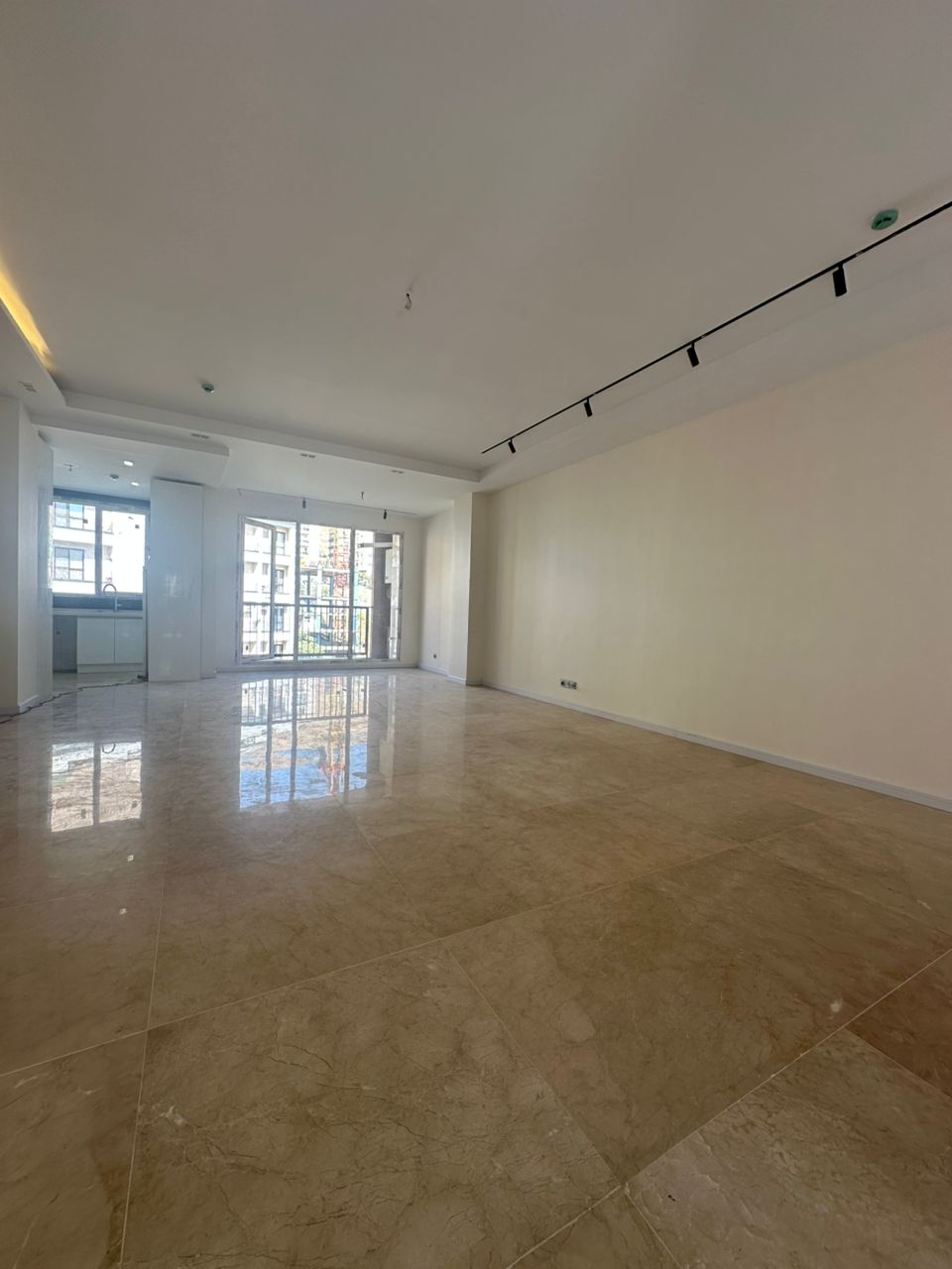 فروش آپارتمان 160 متر فرمانیه فول مشاعات