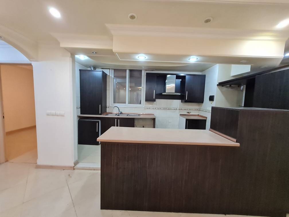 فروش آپارتمان ۸۰متری اختیاریه جنوبی