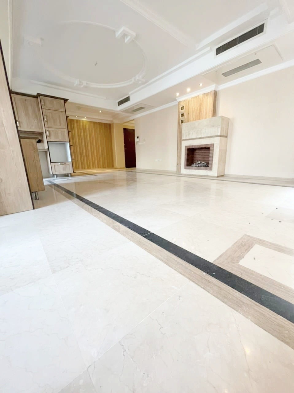 قیطریه ۱۲۲ متر ۲ خواب فول مشاعات