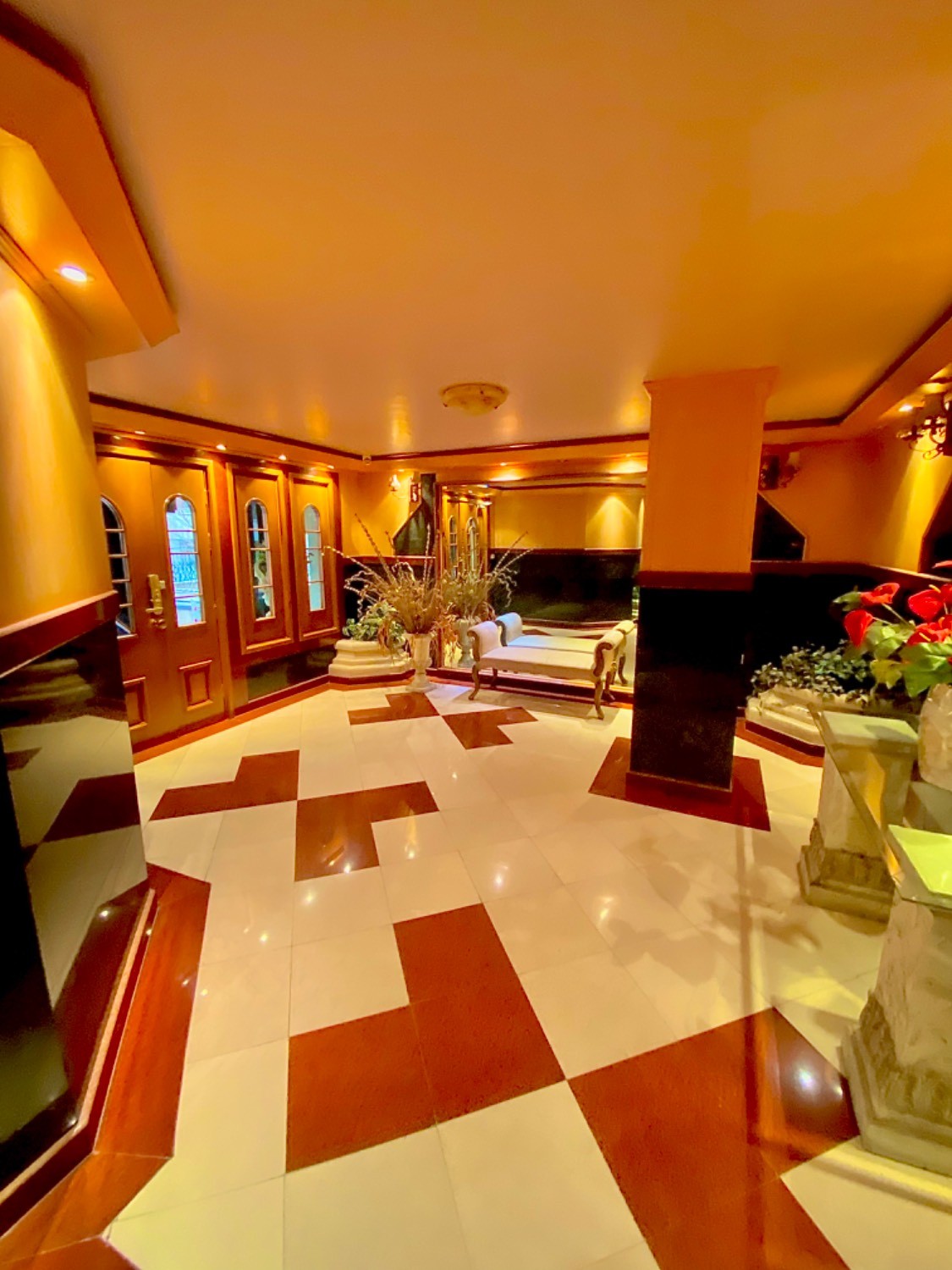 فروش آپارتمان 215 متر 3 خواب