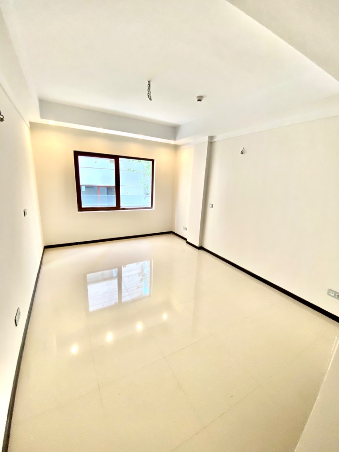 فروش آپارتمان 270 متر 4 خواب