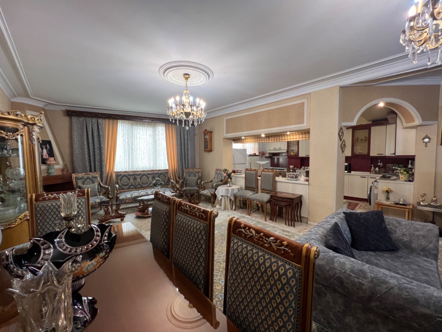 فروش/۱۳۱متر/هروی