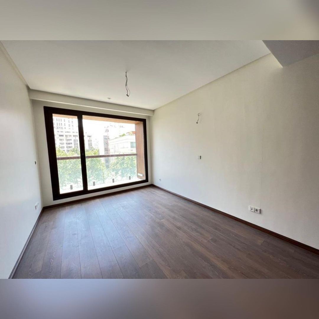 ۱۲۰ متر فول اکانت در اقدسیه