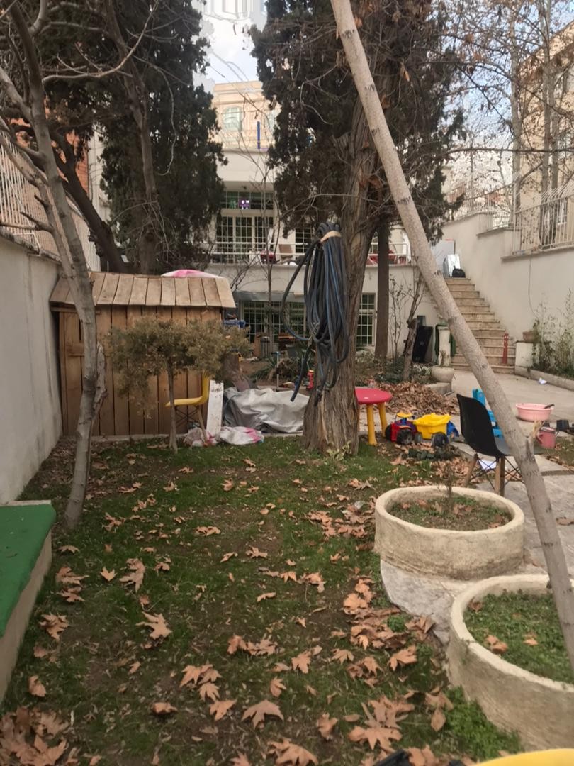 ۳۰۰ متر مستغلات ، بازسازی شده