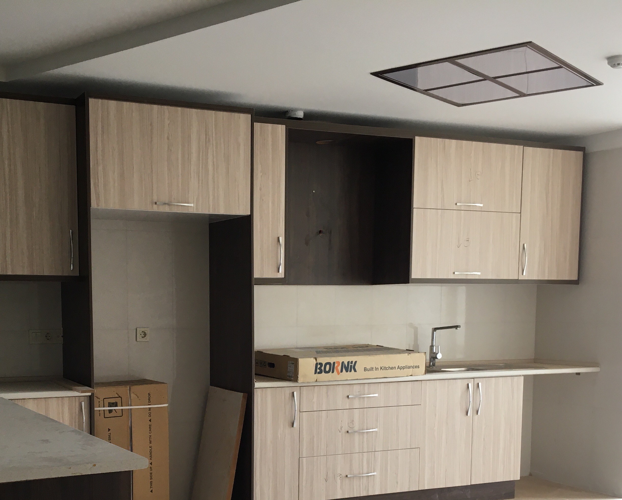 قیطریه ۱۱۵ متر ۲ خواب فول امکانات