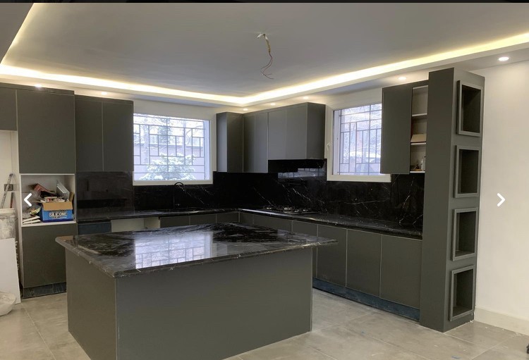 100 متر ، ۲ خواب ، بالکن