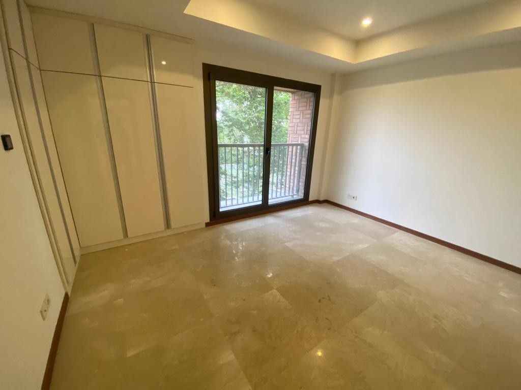 قیطریه ۱۰۵ متر ۲ خواب فول امکانات