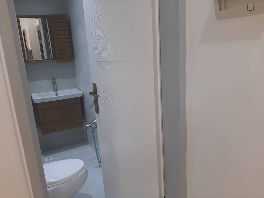 فروش آپارتمان 60 متر هروی غرق نور