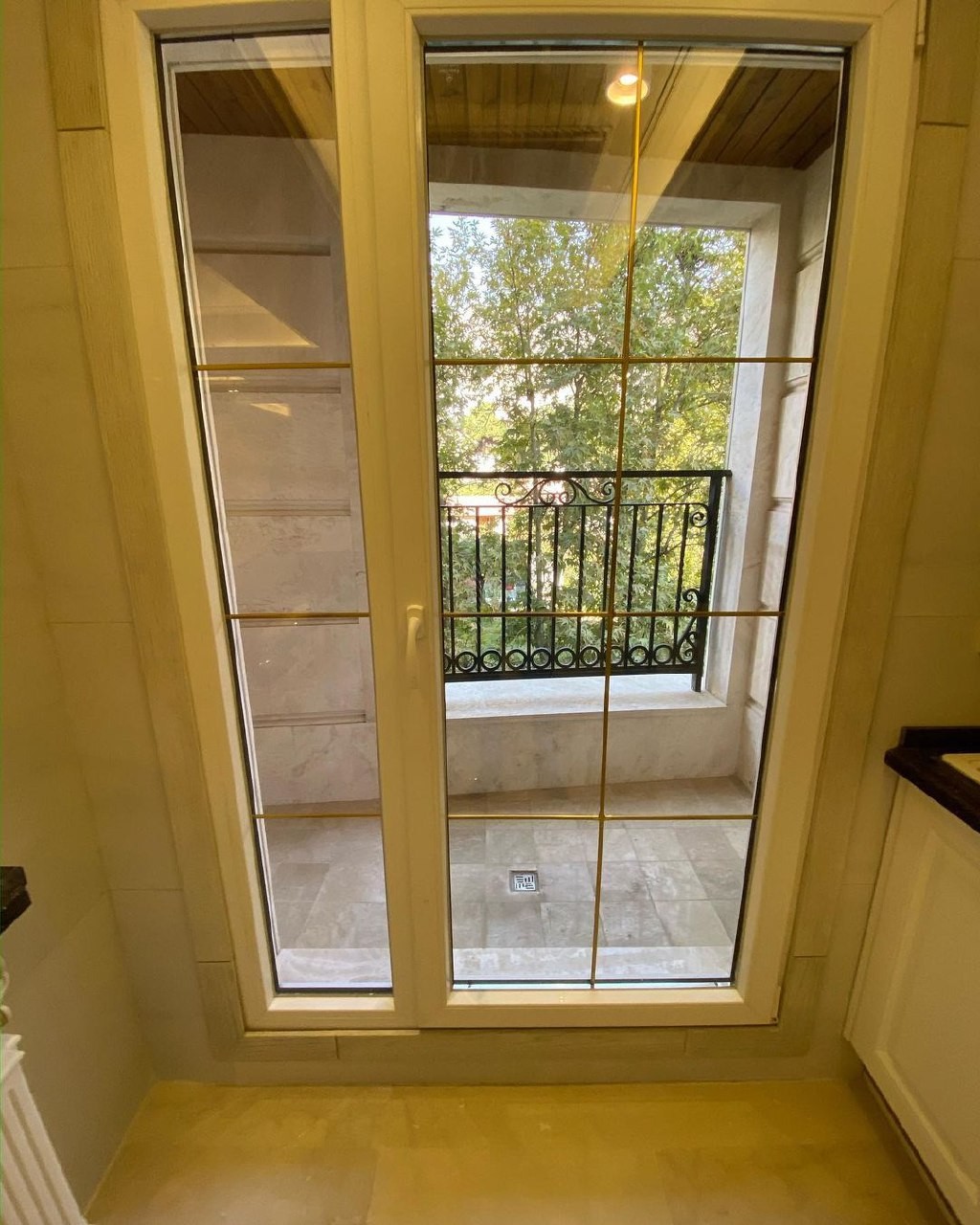 ۹۷ متر ، ۲ خواب ، برج باغ