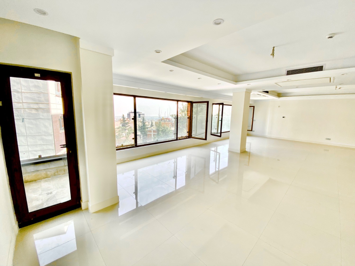 فروش آپارتمان 270 متر 4 خواب