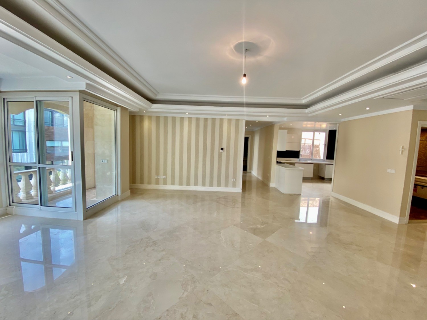 فروش آپارتمان 140 متر 2 خواب