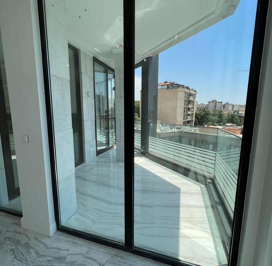 فرمانیه ۱۰۰ متر ۵ ساله