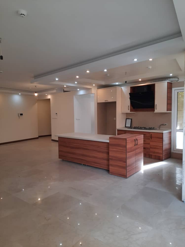 فروش آپارتمان 115متر 2خواب اندرزگو کلید نخورده