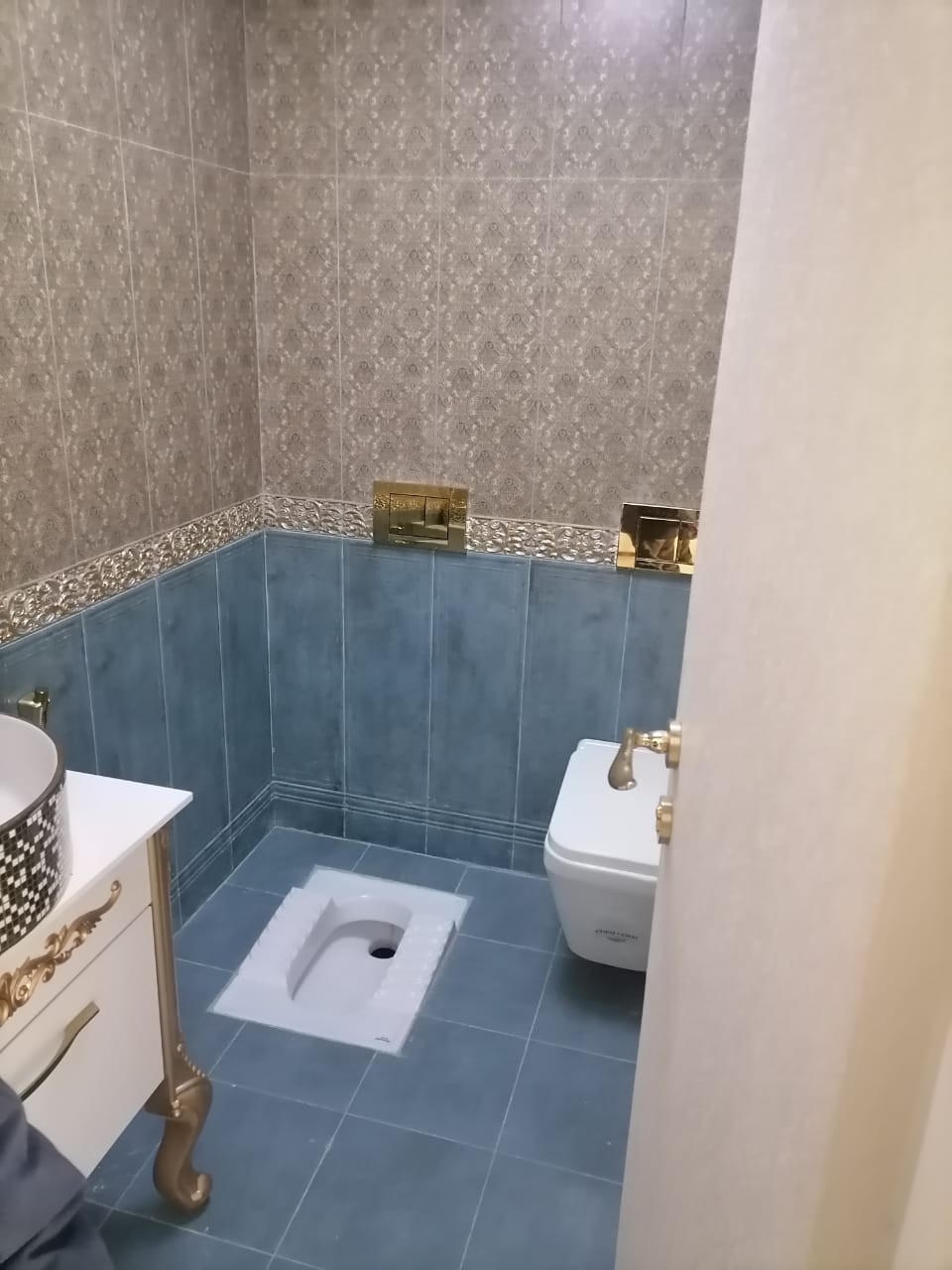 فروش آپارتمان 135 متر نیاوران