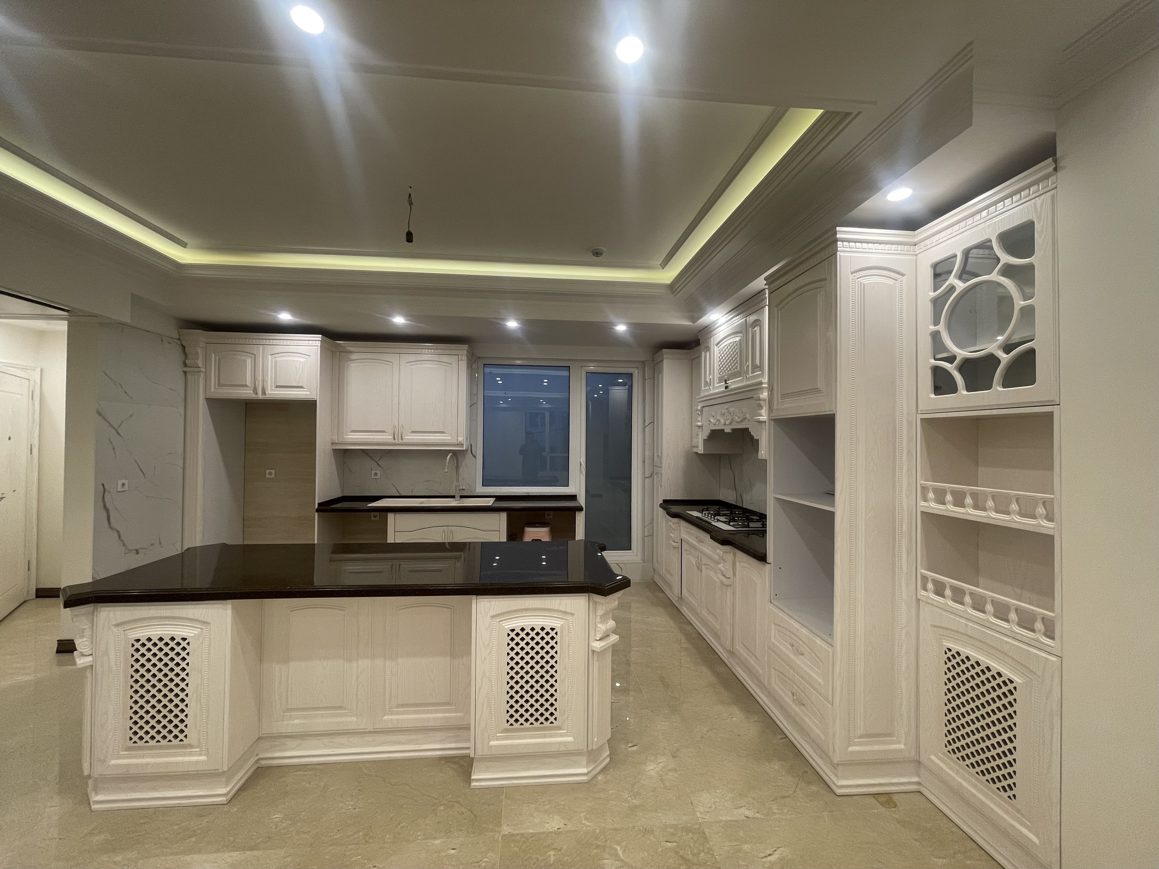 فروش آ‌پارتمان ۱۱۰ متر قیطریه فول امکانات