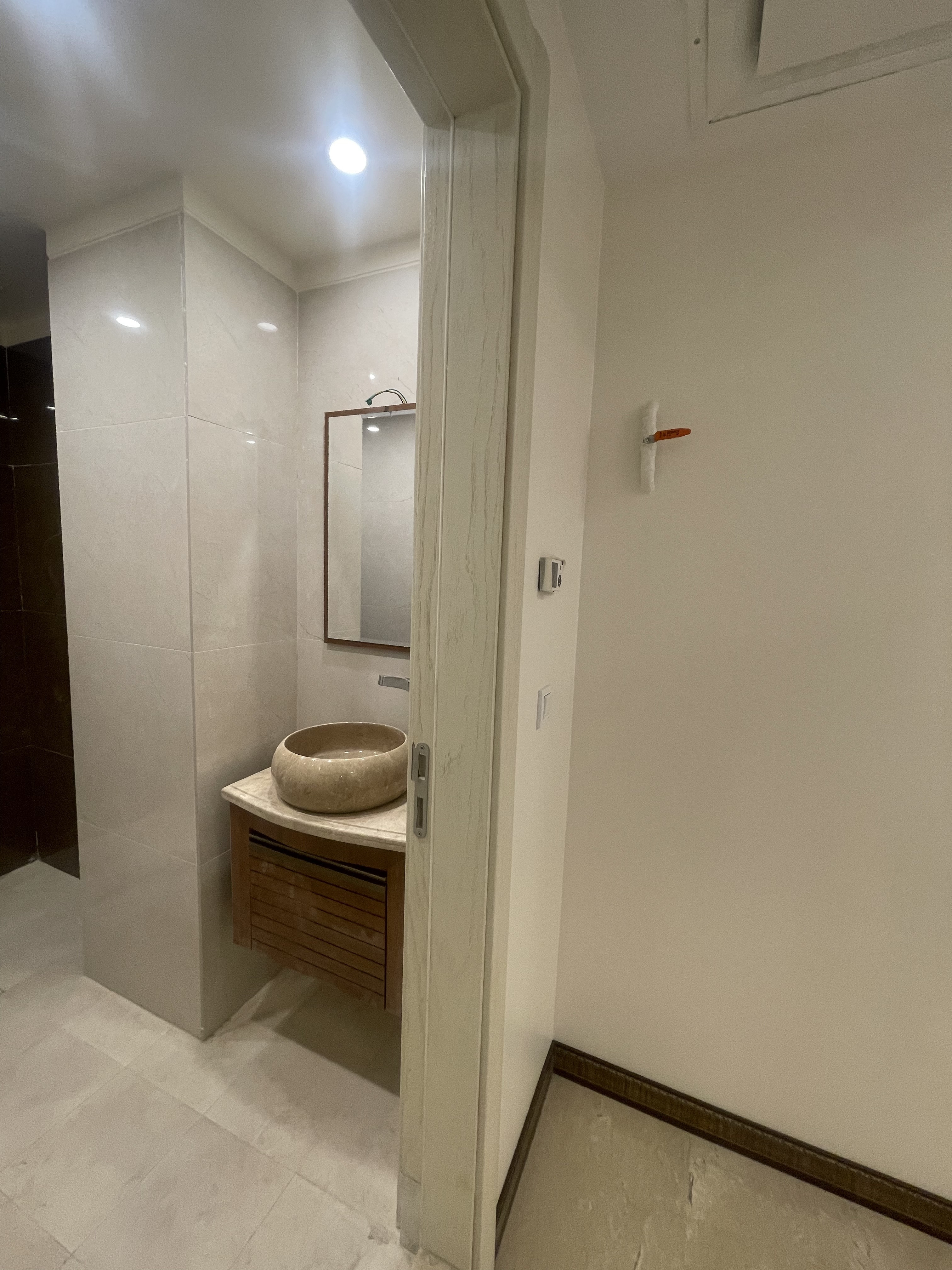 فروش آ‌پارتمان ۱۱۰ متر قیطریه فول امکانات