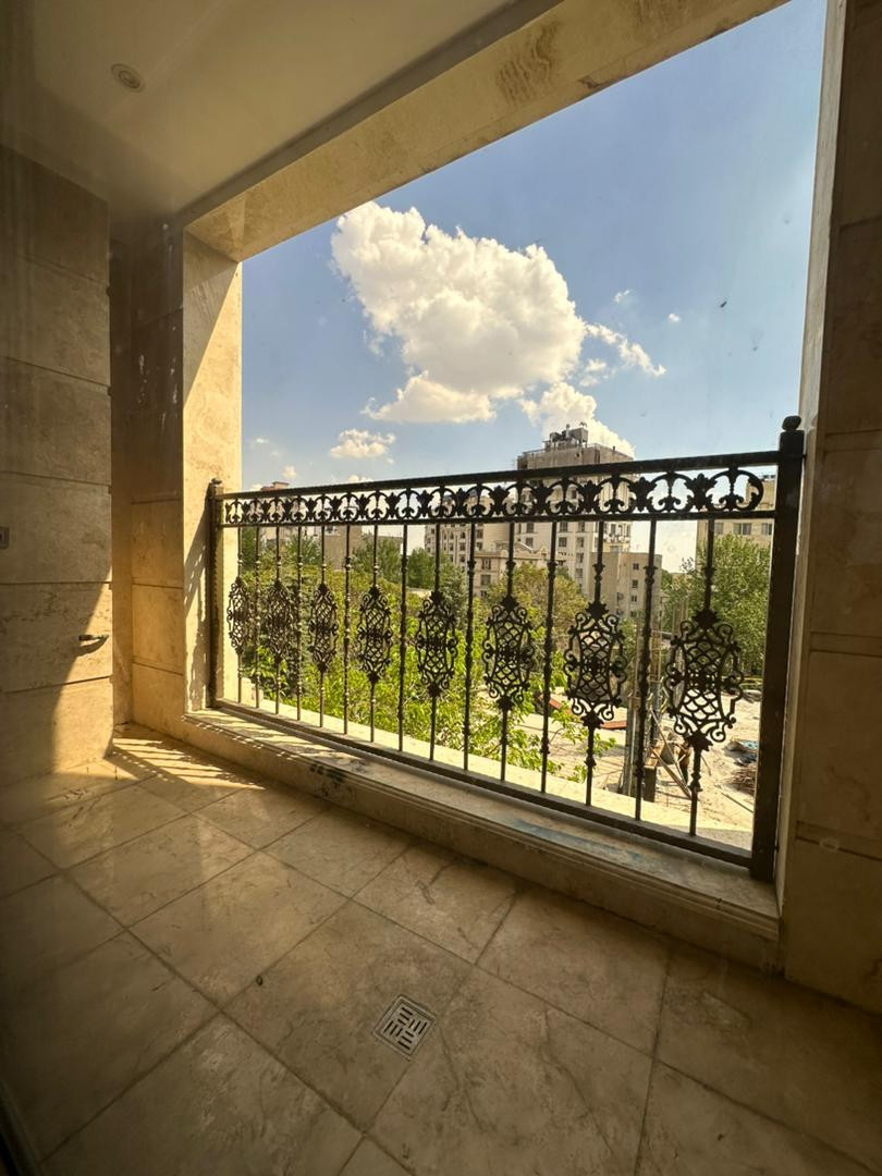 فروش آپارتمان 240 متر نیاوران