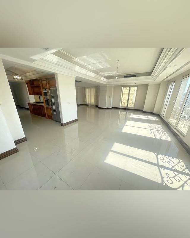 اجاره آپارتمان 200 متر کامرانیه 3 جهت نور تراس چیدمان