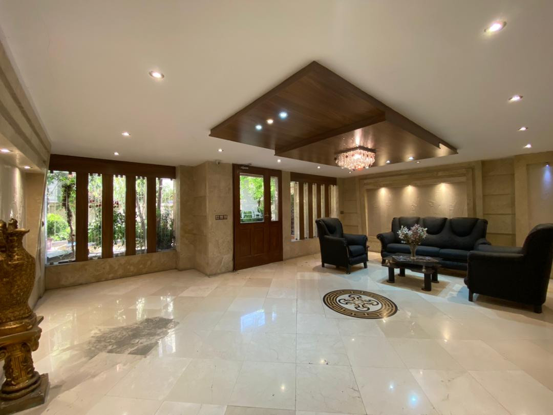 فروش آپارتمان ۱۳۵ متر قلندری ۲ پارکینگ