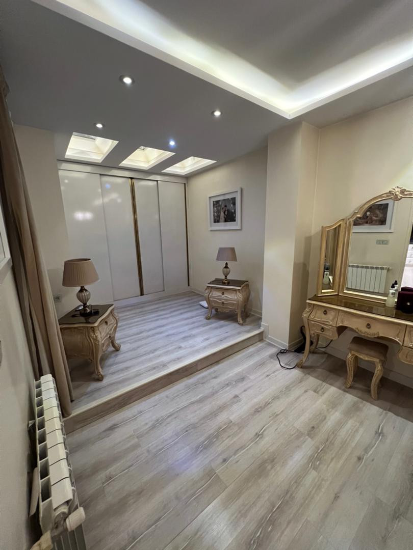 ۷۰ متر/اختیاریه/خوش نقشه/ بازسازی مدرن