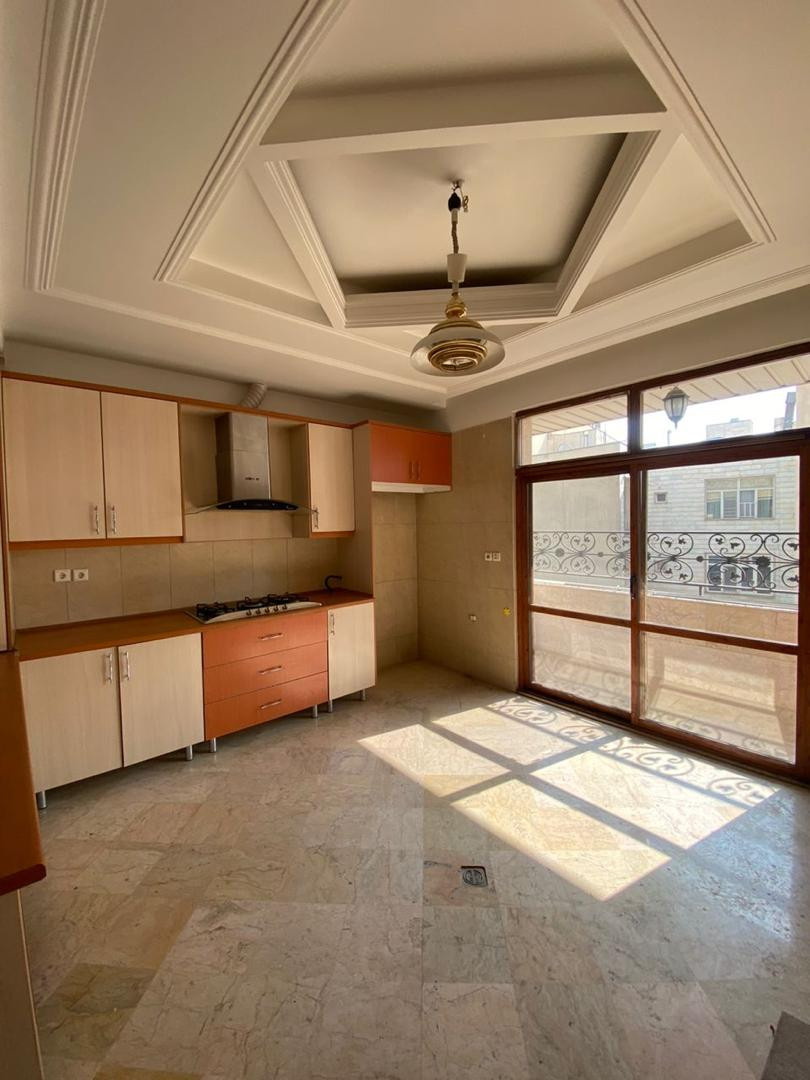 رهن کامل آپارتمان 190 متر در دزاشیب