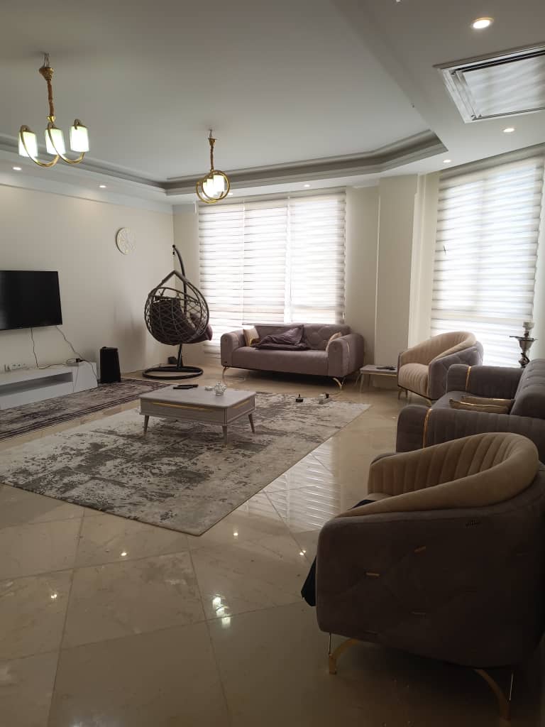 اپارتمان 180 متری سه خواب فول