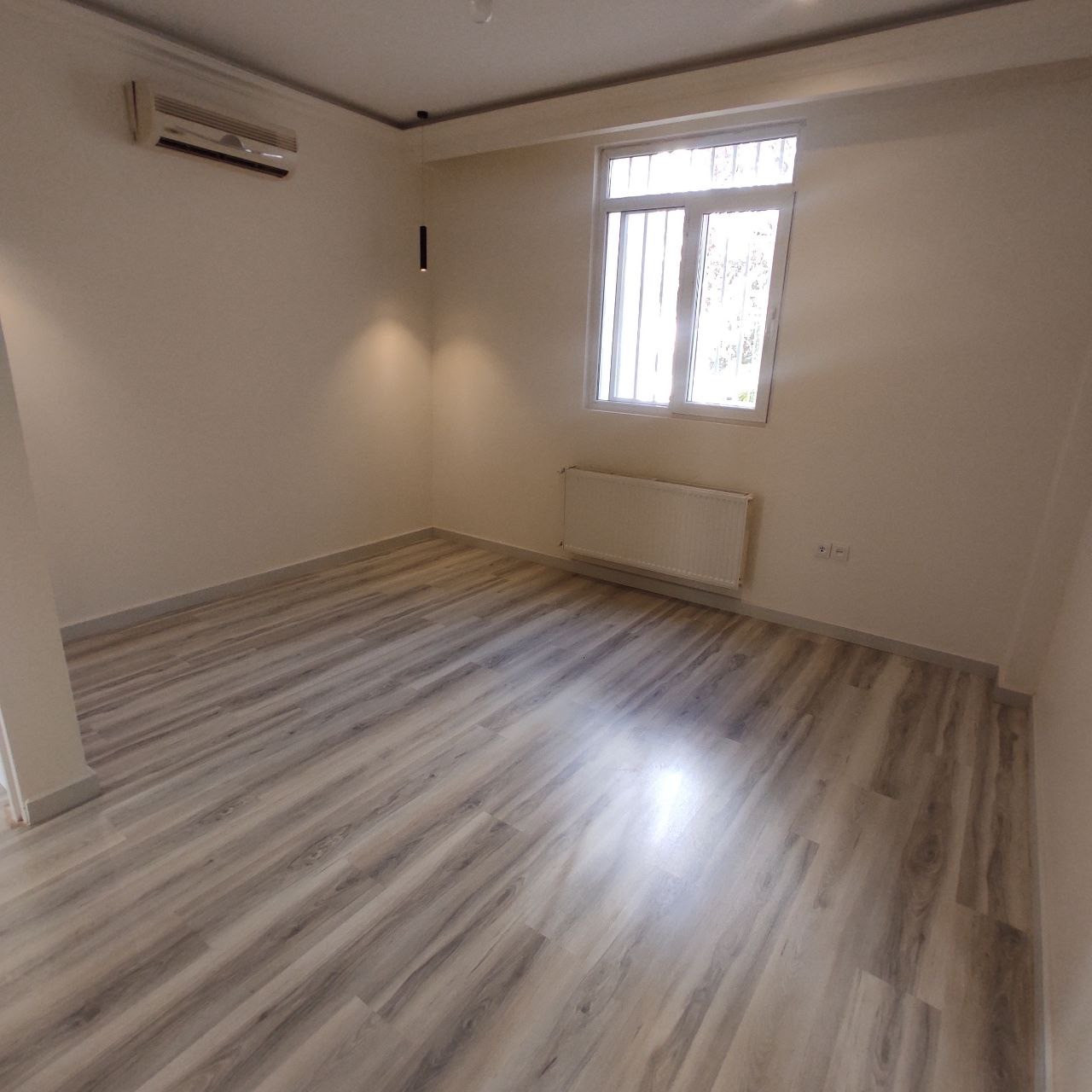 فروش آپارتمان ۱۱۷ متر دروس آفتاب گیر