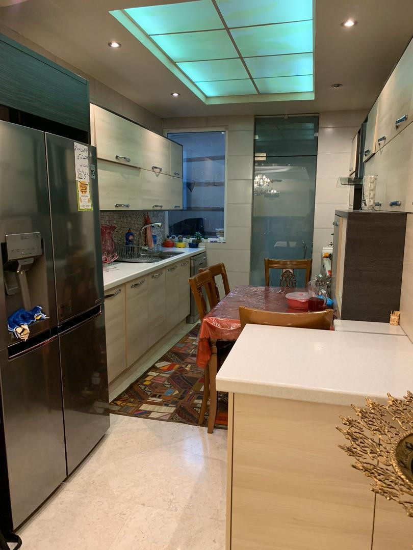 فروش آپارتمان ۱۳۰ متر ۳ خواب فول امکانات