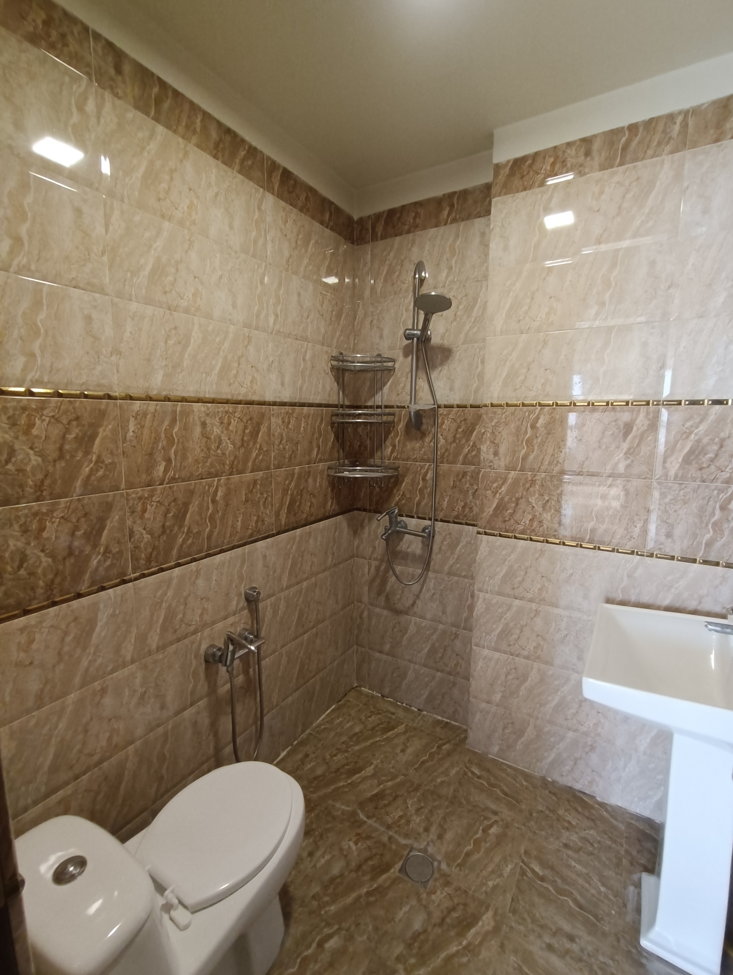 اجاره آپارتمان باغ سردار سوهانک100متر دوخوابه ویو دار